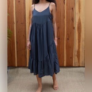 CP shades sandrine midi dress black small 100% linen sleeveless lightweight